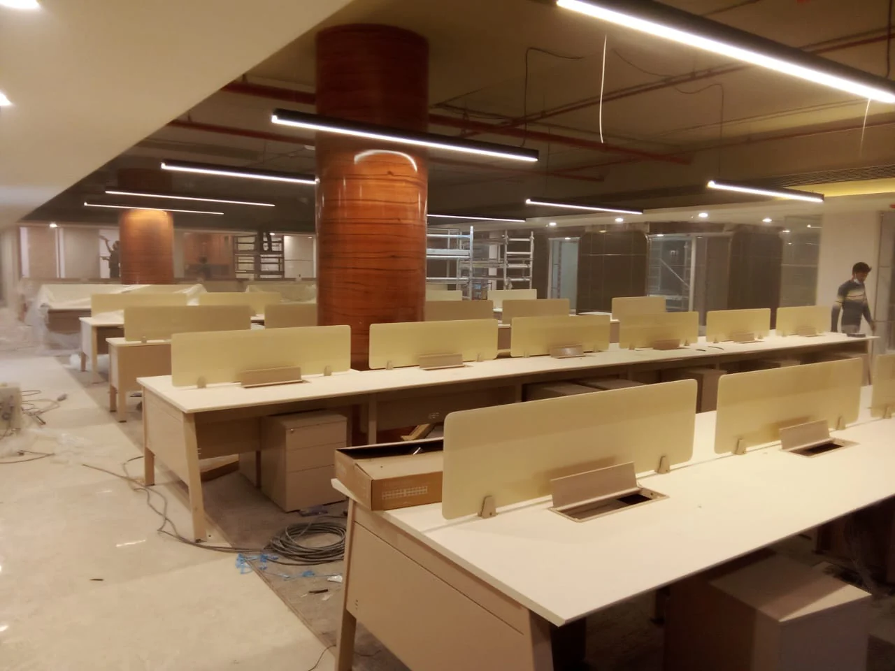 lakdi.com Sael Aerocity Office turnkey work
